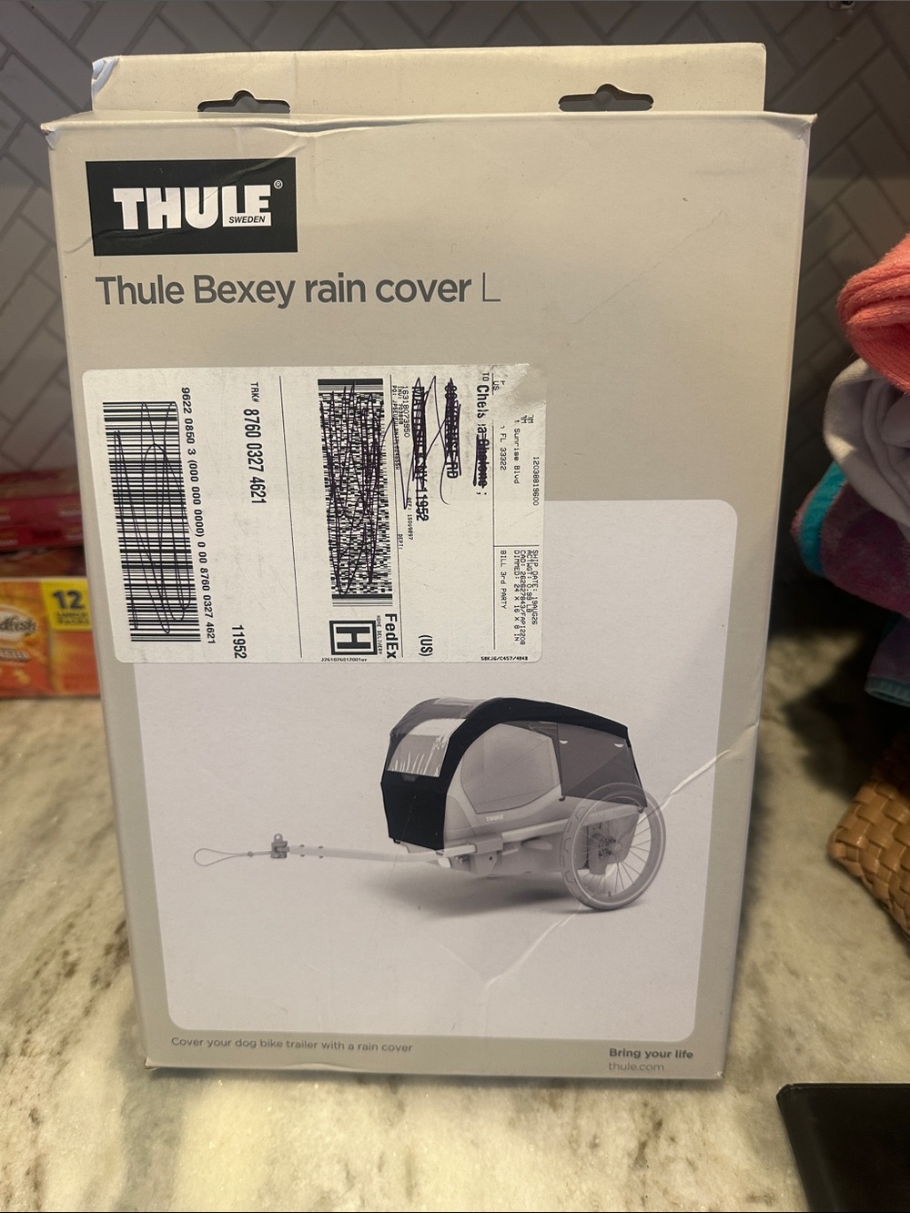 NEW IN BOX Thule Bexey rain cover